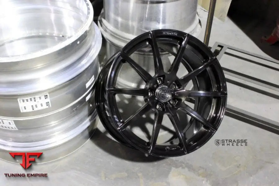 STRASSE R10 DEEP CONCAVE FORGED WHEELS