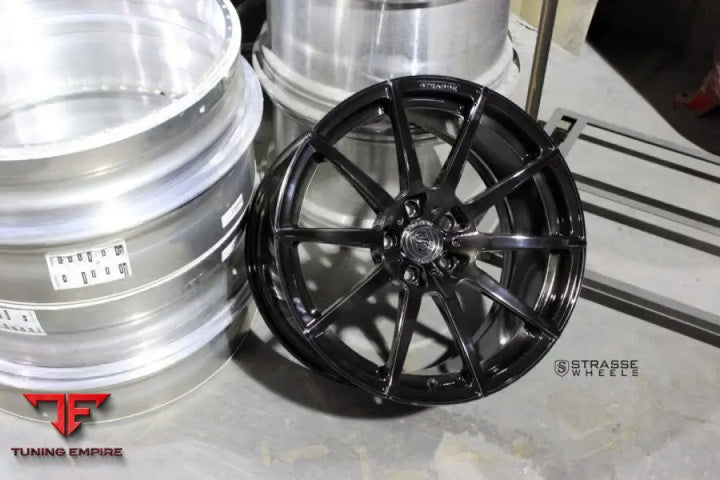 STRASSE R10 DEEP CONCAVE FORGED WHEELS