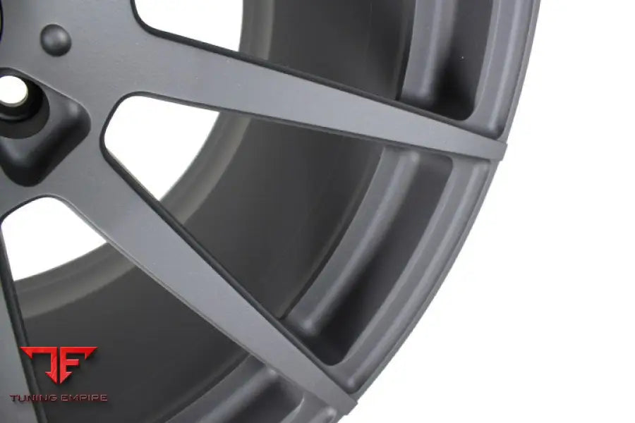 STRASSE R10 DEEP CONCAVE FORGED WHEELS