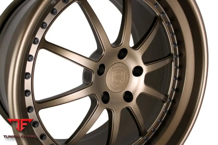 STRASSE R10 PERFORMANCE