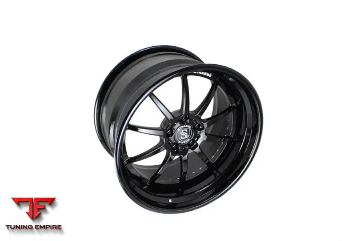 STRASSE R10 PERFORMANCE FORGED WHEELS