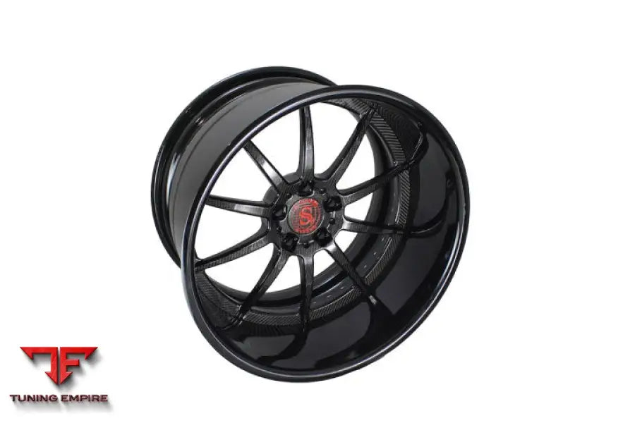 STRASSE R10 SIGNATURE