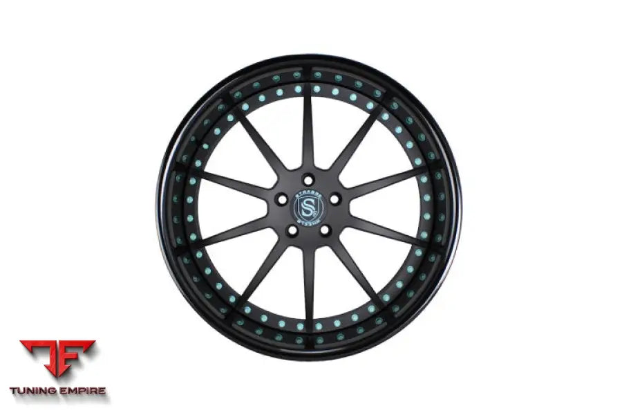 STRASSE R10 SIGNATURE