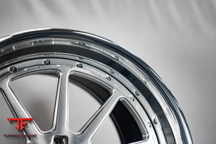 STRASSE R10 TRACK FORGED WHEELS