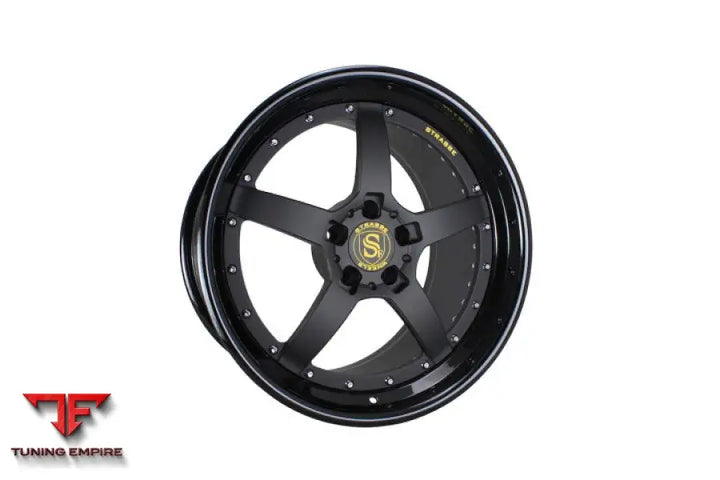 STRASSE S5 PERFORMANCE