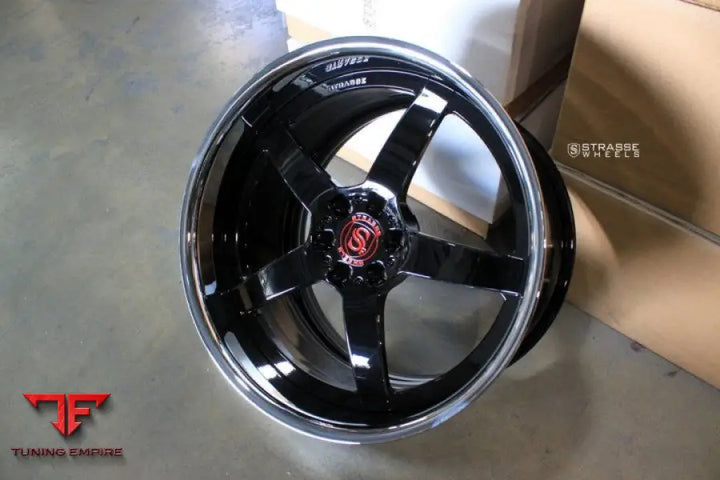 STRASSE S5 SIGNATURE