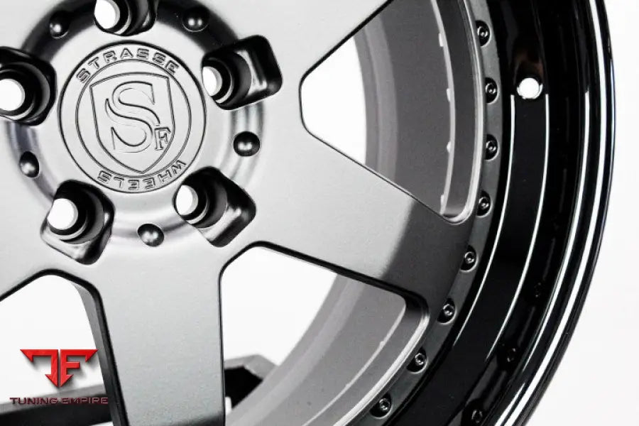 STRASSE S6 COMPETITION