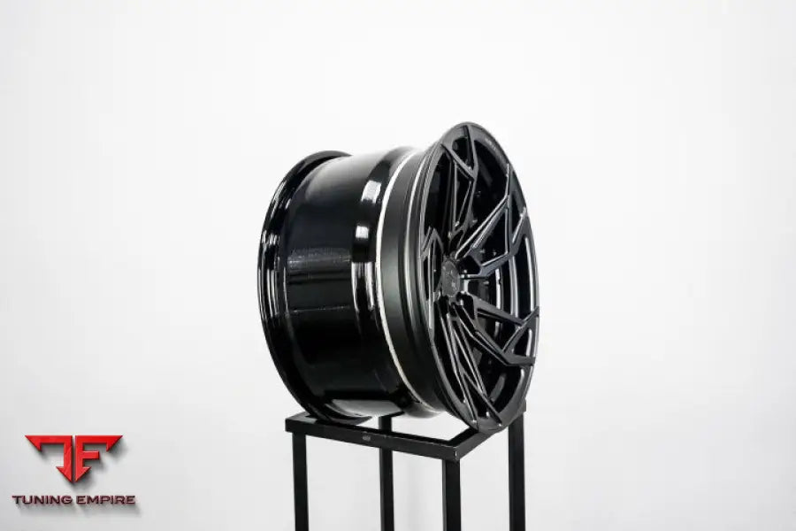 STRASSE SB1 DEEP CONCAVE FORGED WHEELS