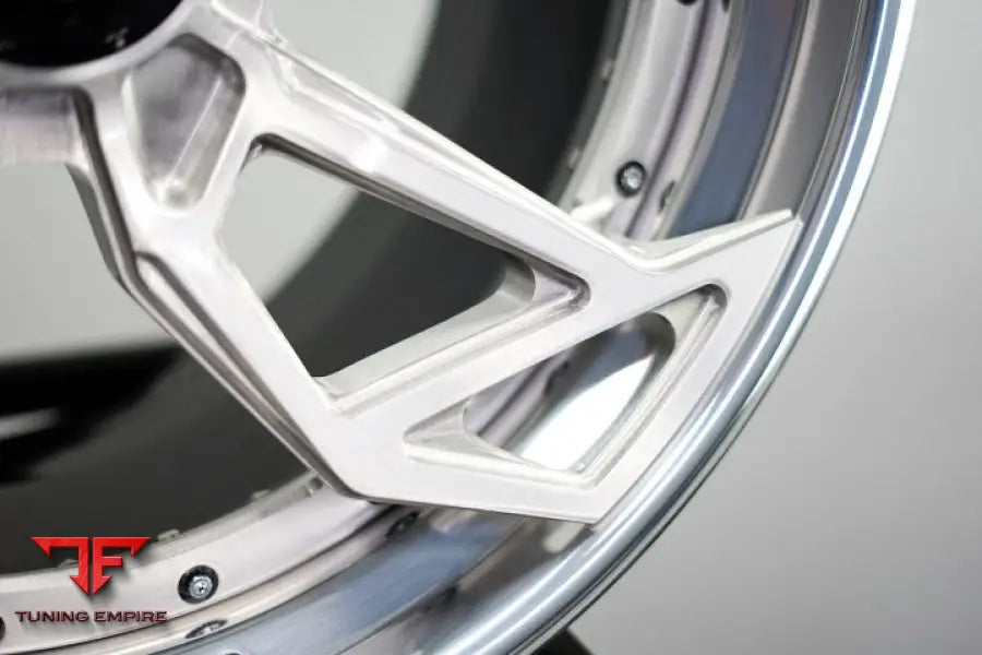 STRASSE SB1 DEEP CONCAVE FORGED WHEELS