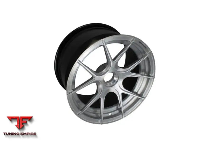 STRASSE SM5R DEEP CONCAVE FORGED WHEELS