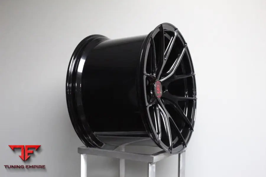 STRASSE SM6R DEEP CONCAVE FORGED WHEELS