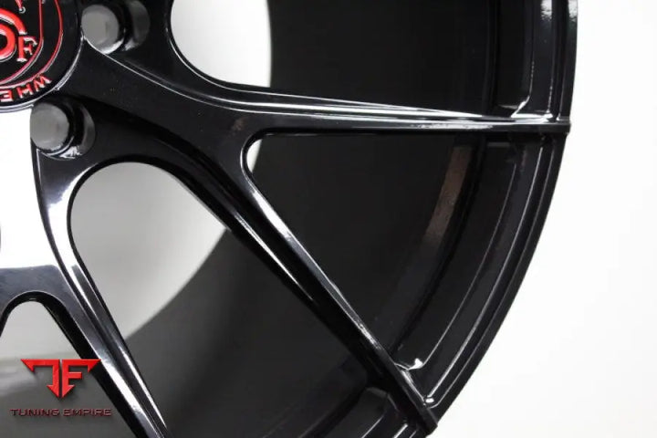 STRASSE SM6R DEEP CONCAVE FORGED WHEELS