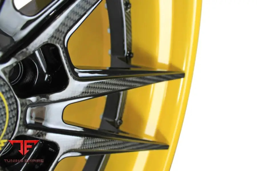 STRASSE SV1 DEEP CONCAVE FORGED WHEELS