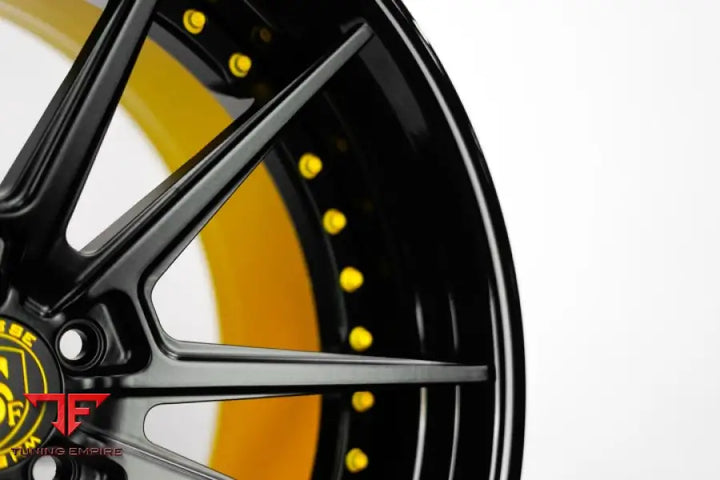 STRASSE SV1 DEEP CONCAVE FORGED WHEELS