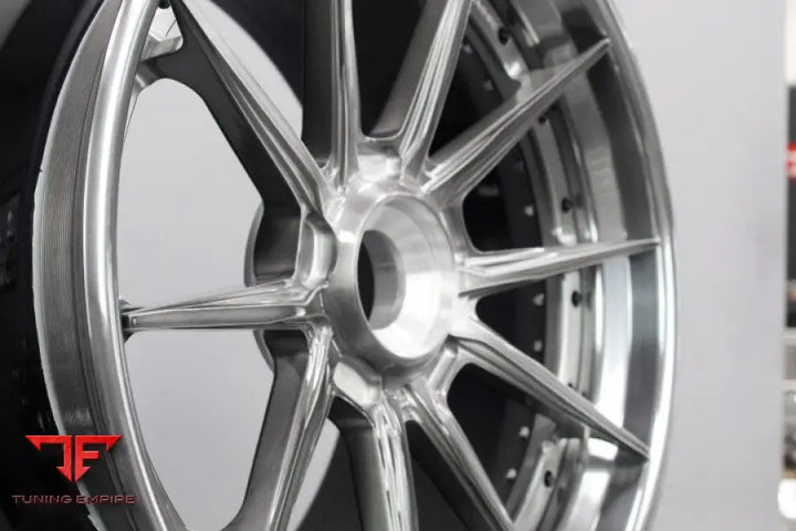 STRASSE SV10 DEEP CONCAVE FORGED WHEELS