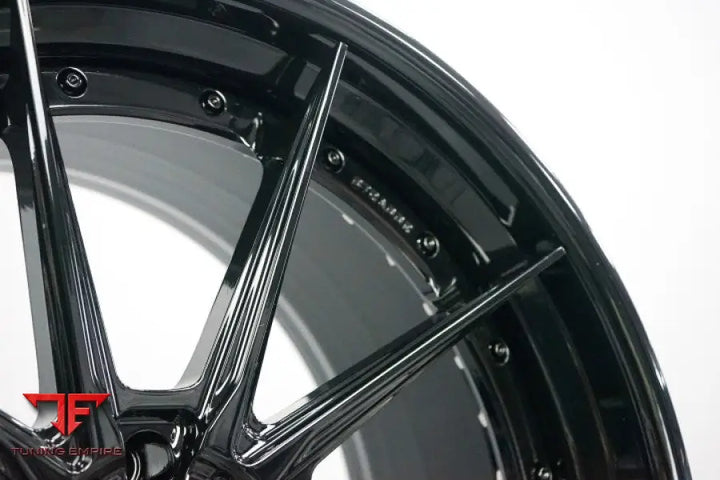 STRASSE SV10 DEEP CONCAVE FORGED WHEELS