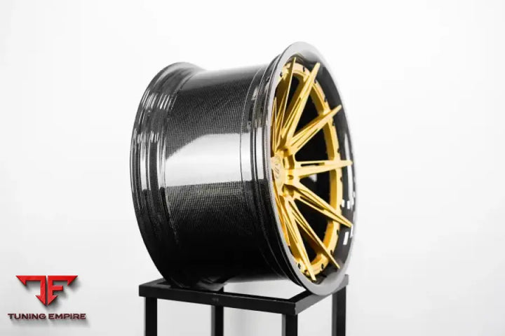 STRASSE SV10-RS CARBON