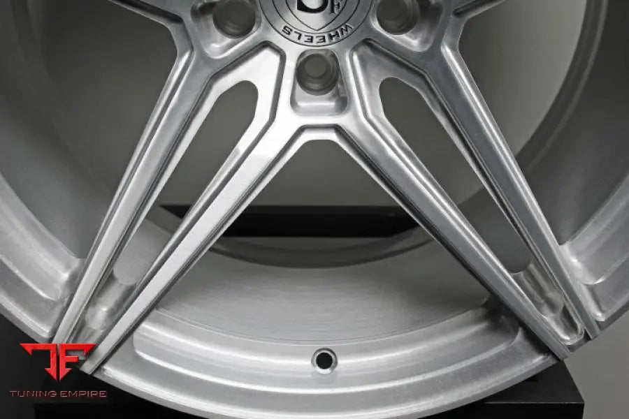 STRASSE SV2 DEEP CONCAVE