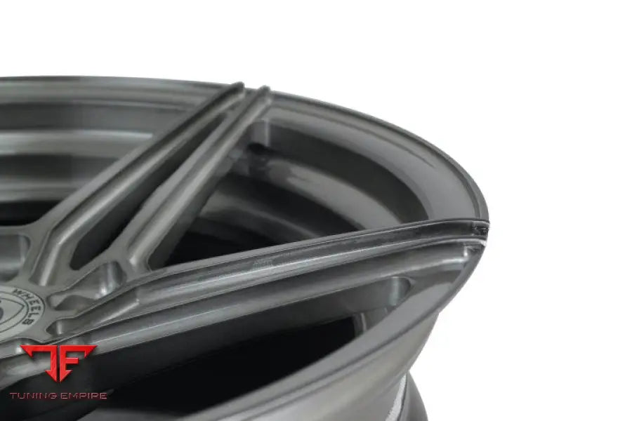 STRASSE SV2 DEEP CONCAVE FORGED WHEELS