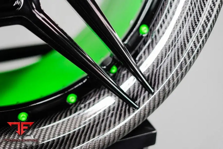 STRASSE SV2 DEEP CONCAVE FORGED WHEELS