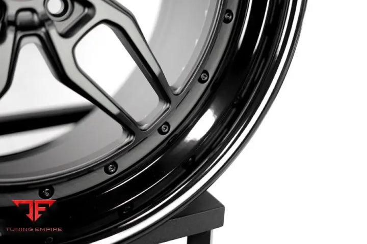 STRASSE SV4 COMPETITION