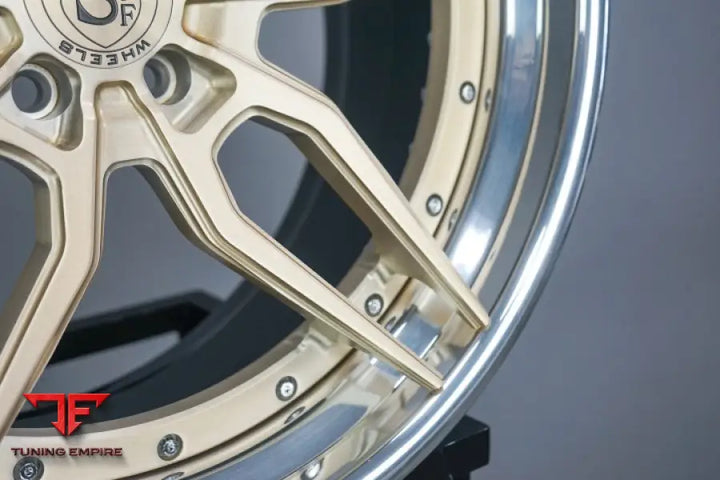 STRASSE SV4 DEEP CONCAVE FORGED WHEELS