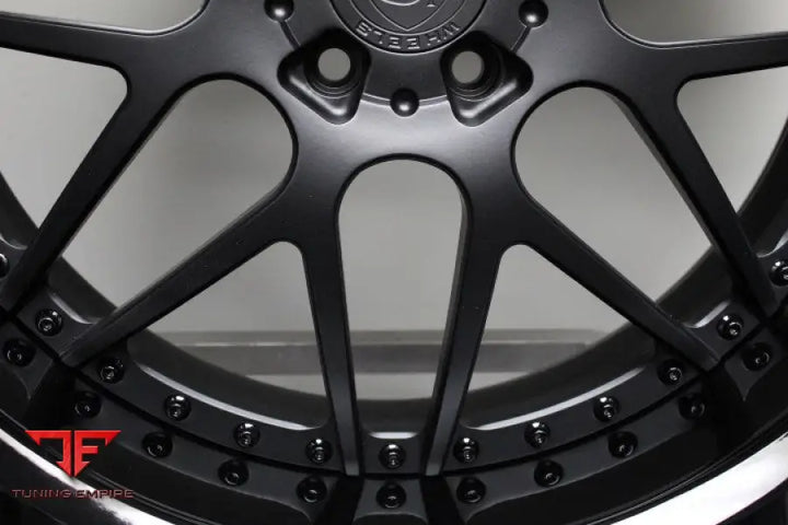 STRASSE SV8 PERFORMANCE