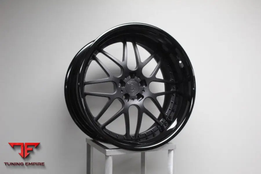 STRASSE SV8 PERFORMANCE