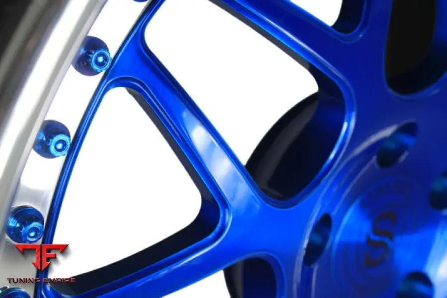 STRASSE SV8 PERFORMANCE FORGED WHEELS