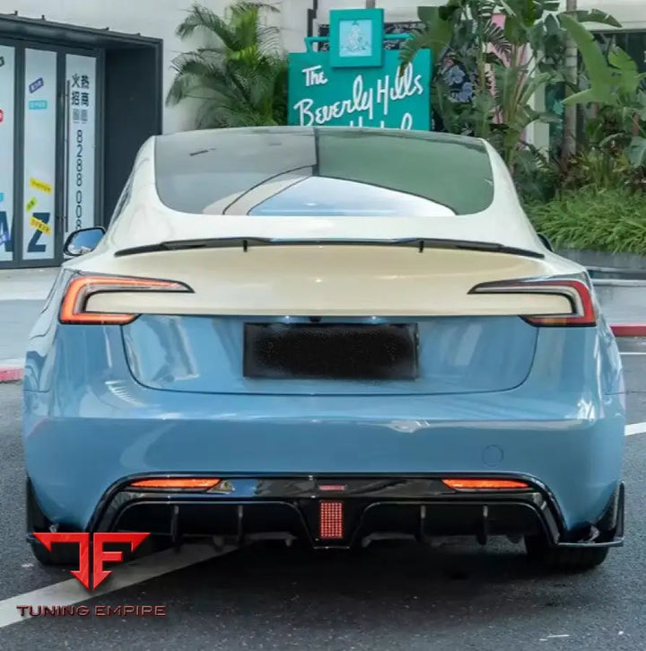 TESLA MODEL 3 GLOSS BLACK BODY KIT