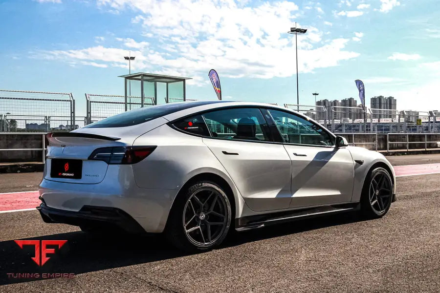 TESLA MODEL 3 IMP PERFORMANCE CARBON FIBER REAR LIP BSD