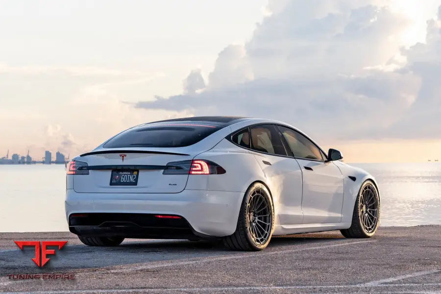 TESLA MODEL S PLAID FORGED WHEELS