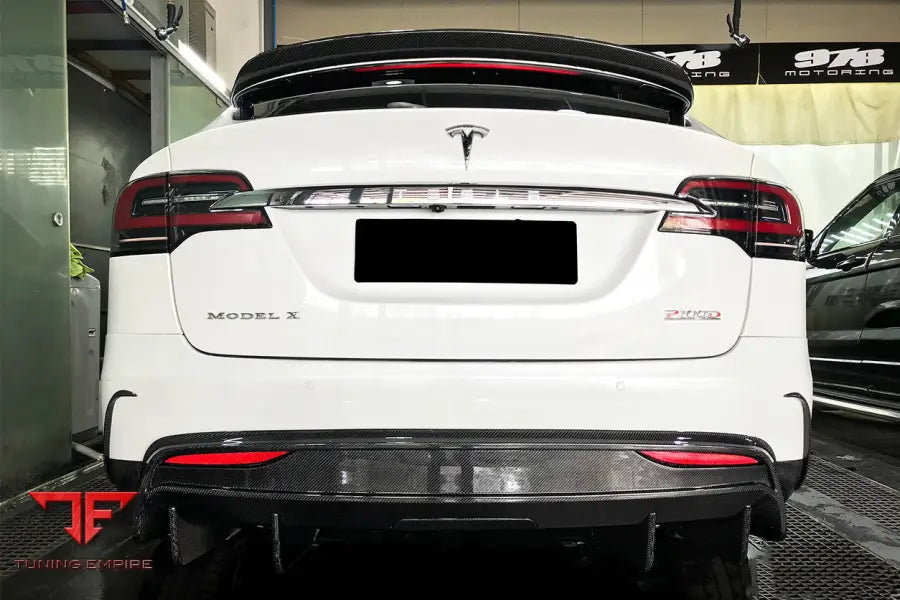 TESLA MODEL X SUV RZS STYLE CARBON FIBER REAR BUMPER CANARDS BSD