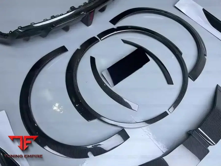 TESLA MODEL Y CARBON BODY KITS PARTS