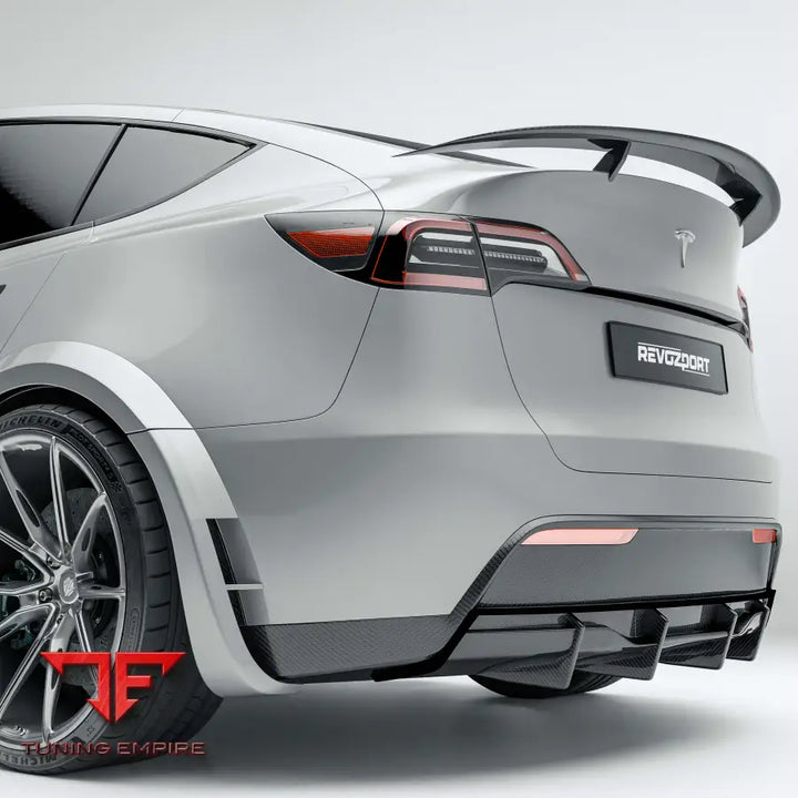 TESLA MODEL Y CARBON FIBER REAR DIFFUSER