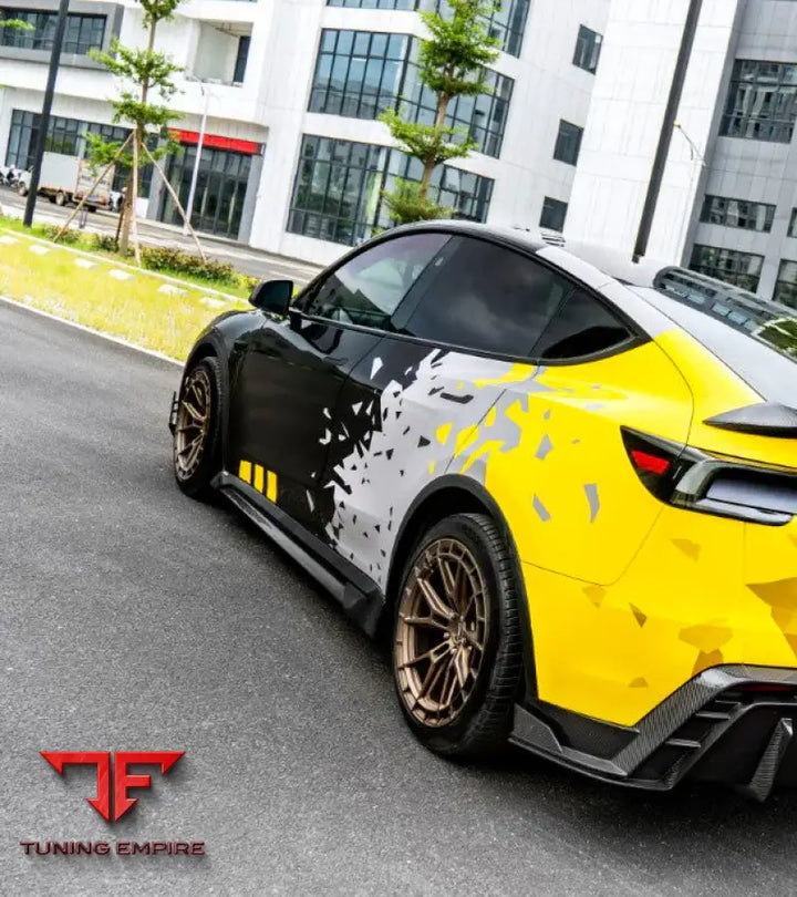 TESLA MODEL Y JUNIPER CARBON FIBER PARTS 2026Y