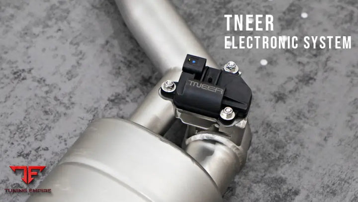 TNEER BMW 1M tailpipes
