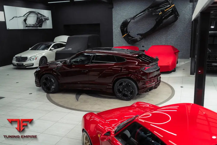 Urus SE R'Evo Carbon Edition wheel detail