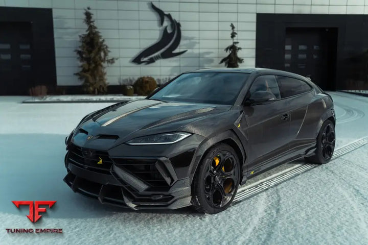 Urus SE R'Evo Stealth Edition carbon detail