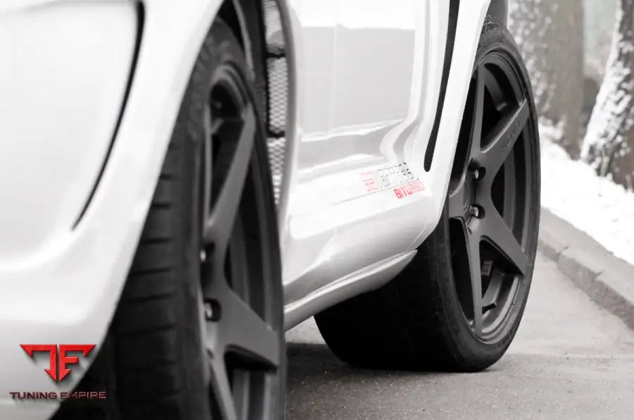 Top Car Porsche Cayenne Advantage Gt