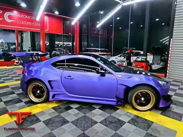 TOYOTA GT86 CARBON FIBER BODY KIT
