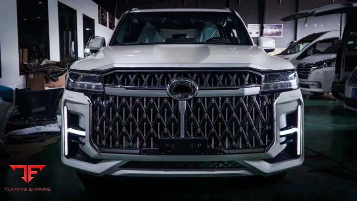 TOYOTA LAND CRUISER 300 LC300 2021 + NEW VOFUE BODY KIT