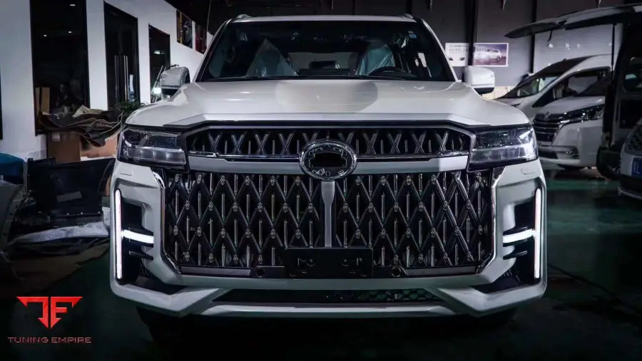 TOYOTA LAND CRUISER 300 LC300 2021 + NEW VOFUE BODY KIT