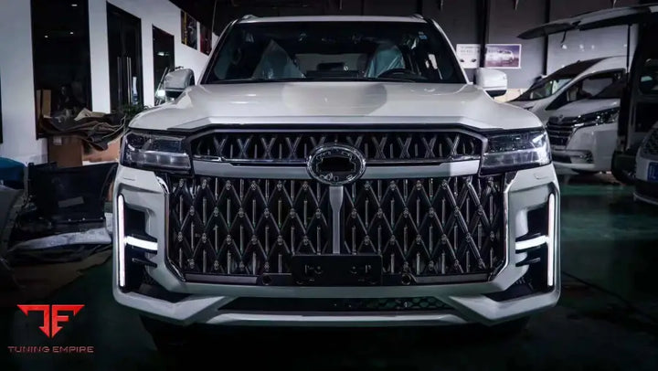 TOYOTA LAND CRUISER 300 LC300 2021 + NEW VOFUE BODY KIT