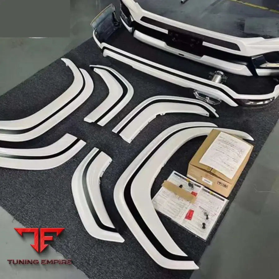 TOYOTA LAND CRUISER 300 LC 300 2021 + BODY KIT