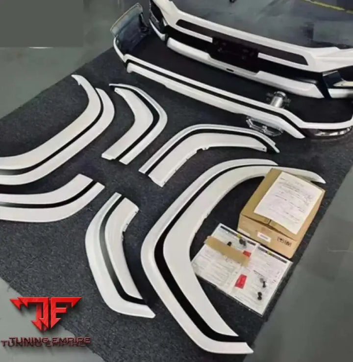 TOYOTA LAND CRUISER LC 300 ELECTRIC SIDE STEPS