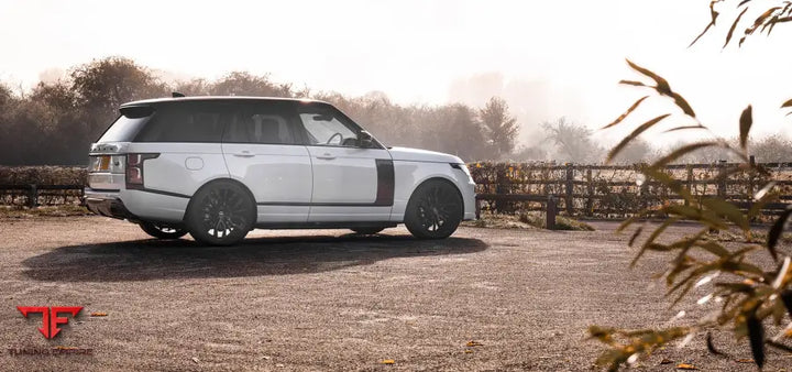 Urban Automotive Range Rover Vogue body kit