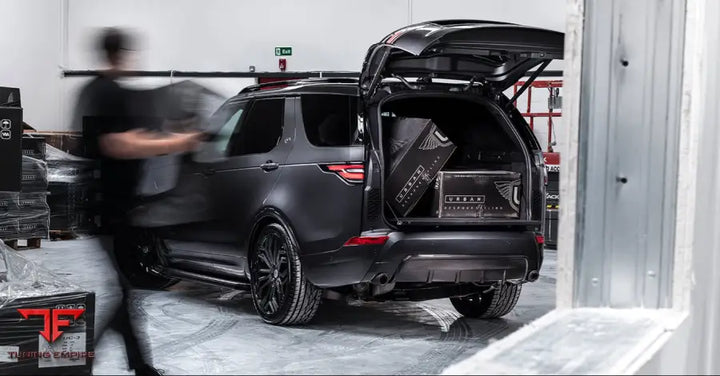 URBAN LAND ROVER DISCOVERY