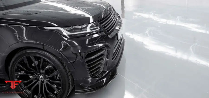 URBAN RANGE ROVER VELAR