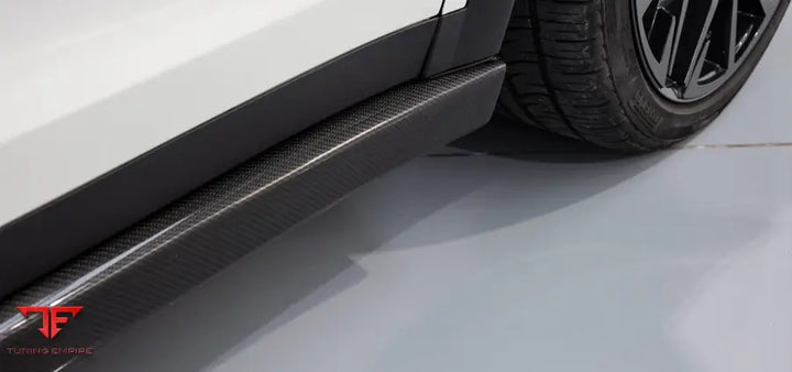 URBAN TESLA MODEL X